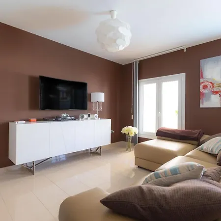 Ottavio Golden Park Villa